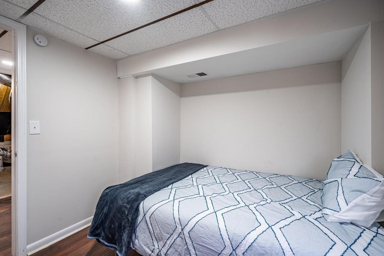 6363 Forest Haven Dr - Photo 4 of 39