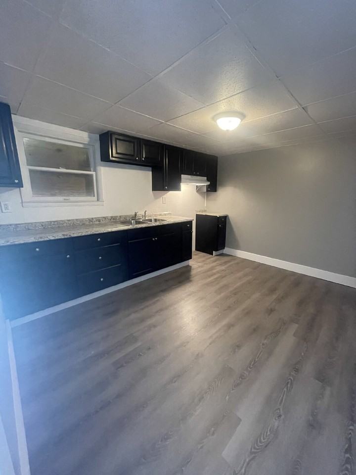 715 Sparks Avenue - Photo 5 of 9