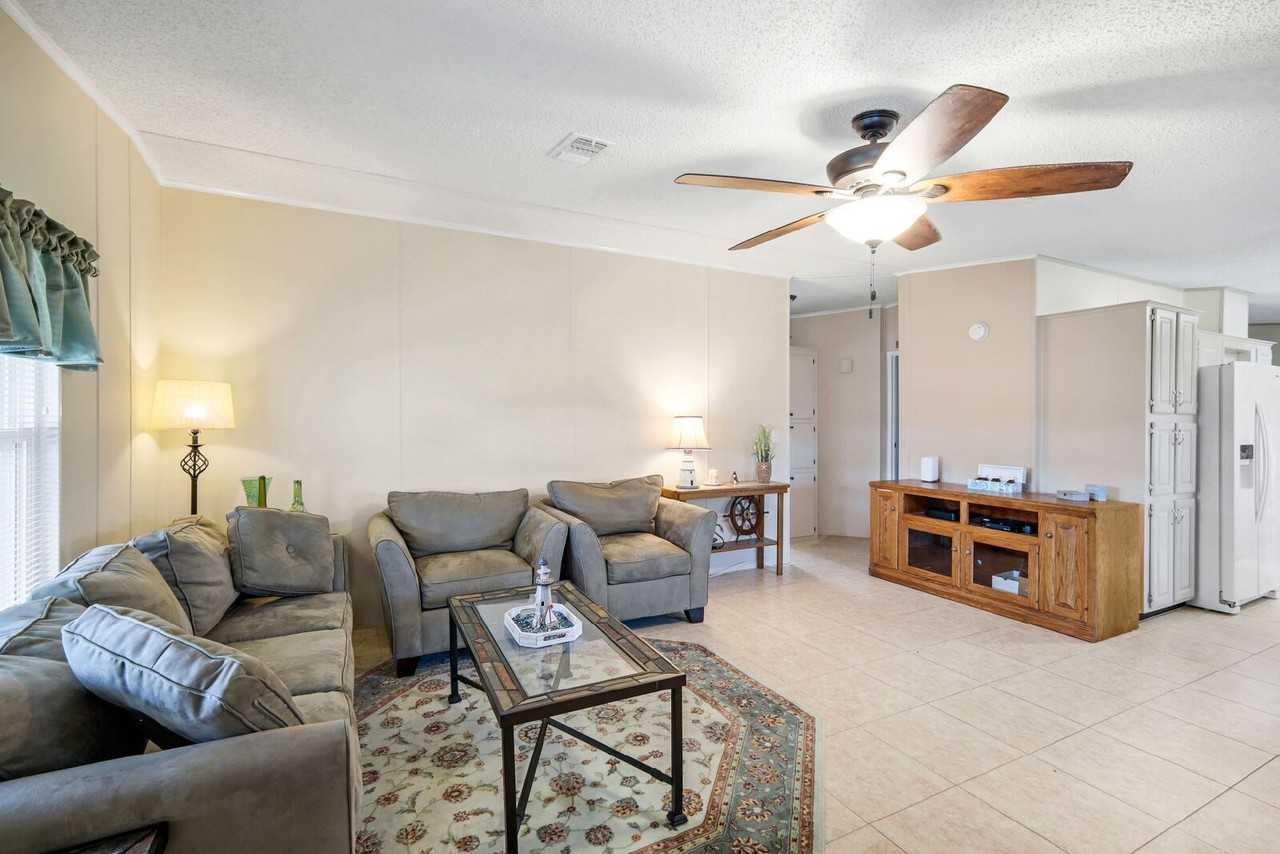 39 Umber Ct - Photo 5 of 21