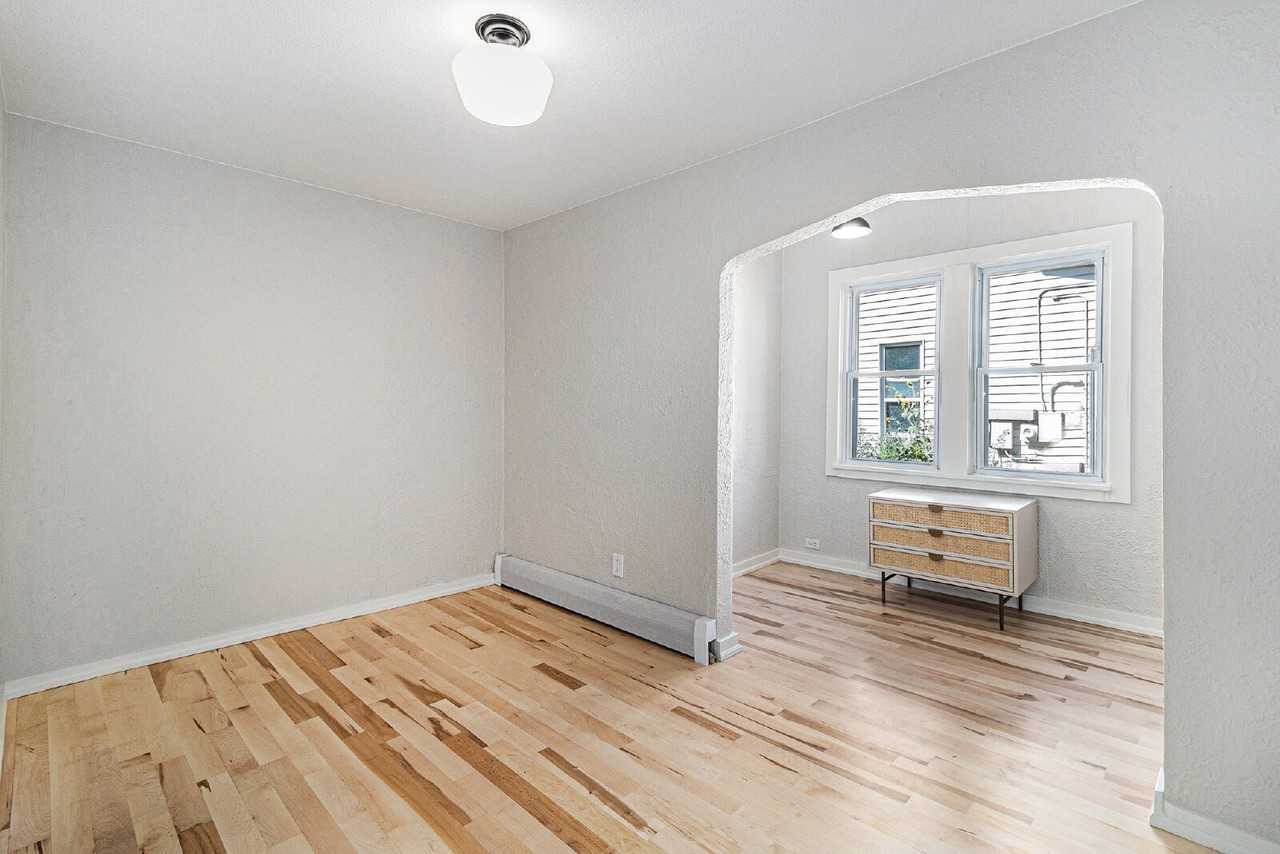 405 Pearl St - Photo 6 of 24