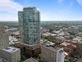 110 N Corcoran St #2101 - Photo 1 of 1