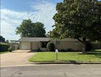 109 Redbud Cir - Photo 1 of 1