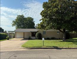 featured image of 109 Redbud Cir