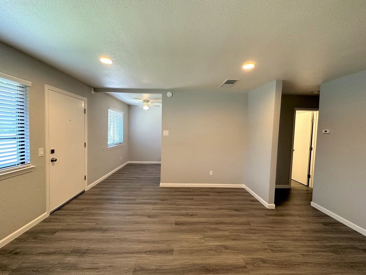 La Madera Apartments at 935 W. Swain Road - Photo 6 of 22