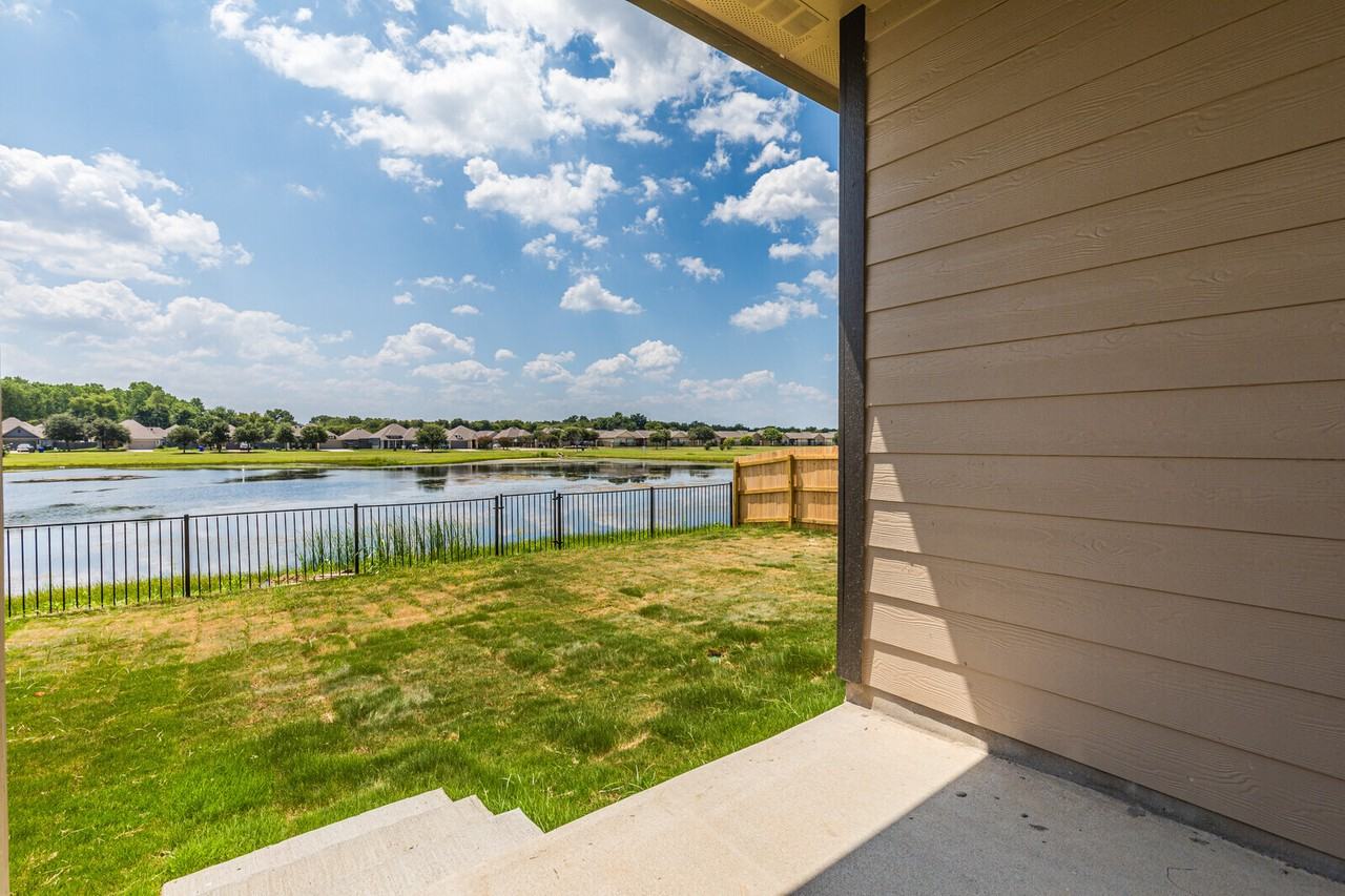 1304 Elise Ave - Photo 5 of 28