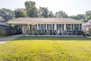 680 Loeb St - Photo 1 of 1