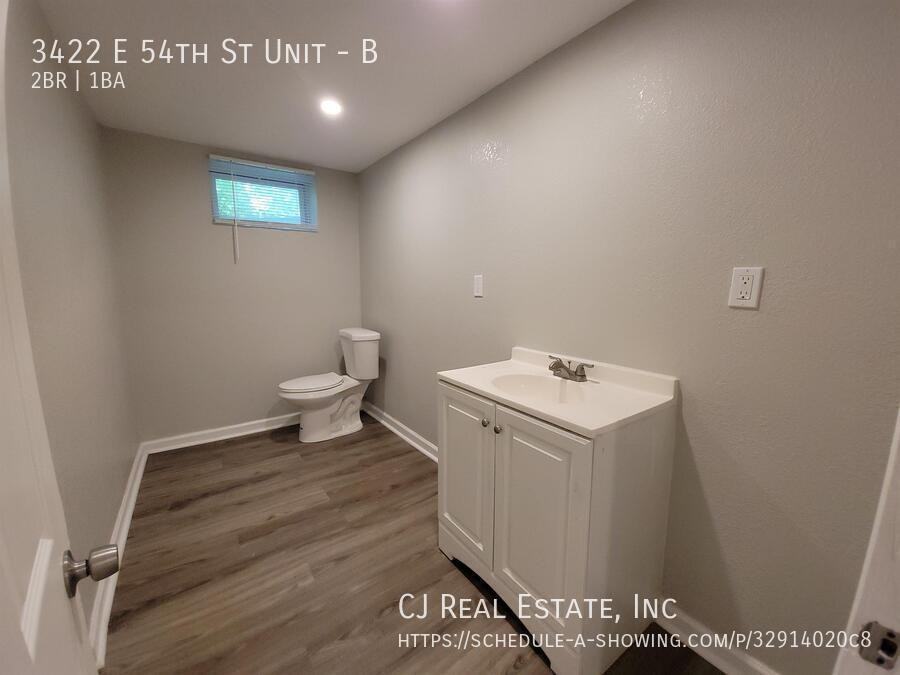 3422 E 54th St #B - Photo 5 of 9