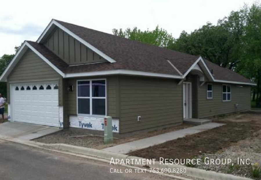 848 Berwood Ave - Photo 2 of 7