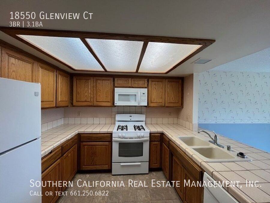 18550 Glenview Court - Photo 5 of 18