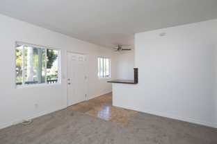 947 Oak Ave - Photo 1 of 1