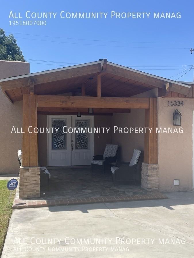 16334 Lawnwood St - Photo 3 of 38