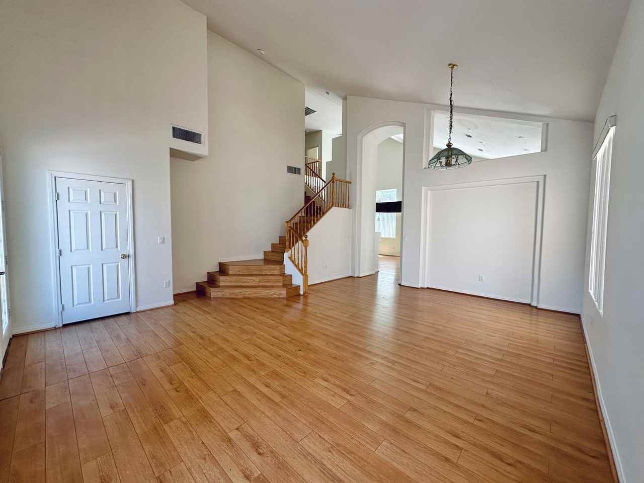 309 Falcons Fire Ave - Photo 2 of 32