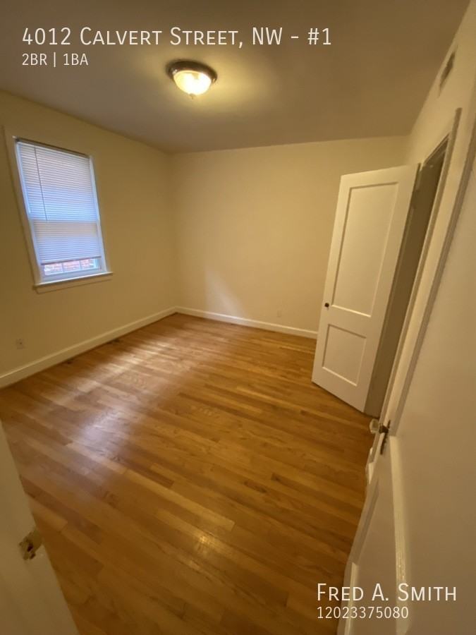 4012 Calvert St Nw #1 - Photo 5 of 11