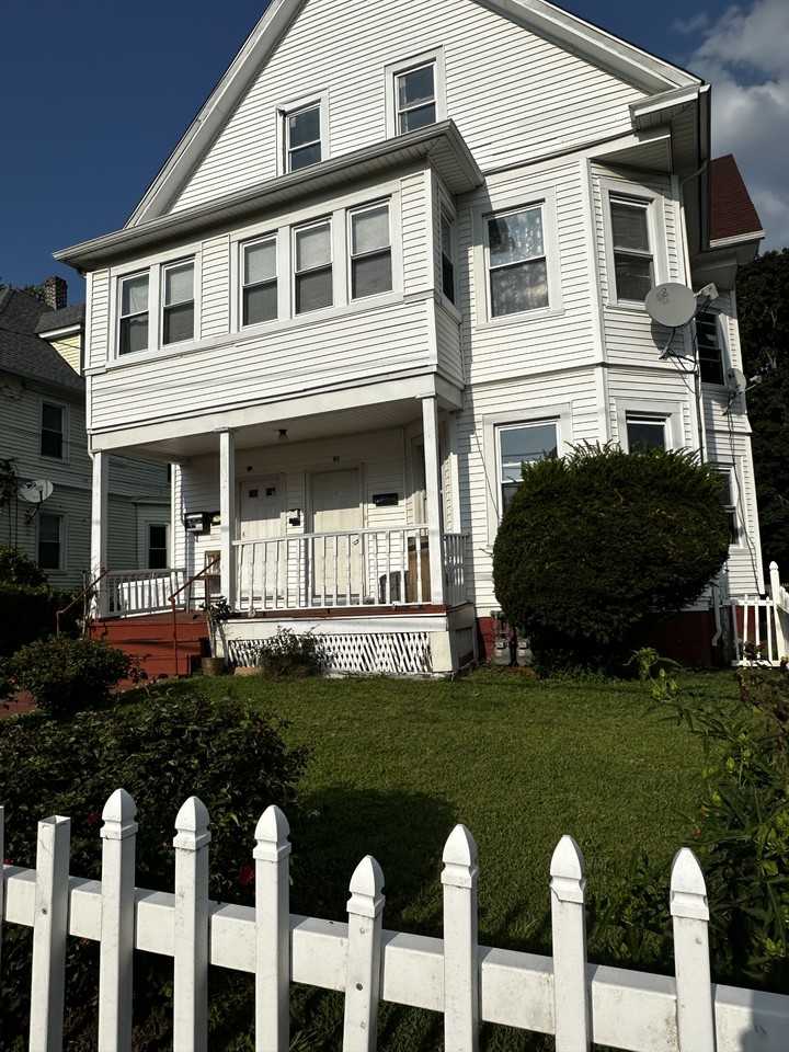 60 Hazel St #1stFL - Photo 2 of 2