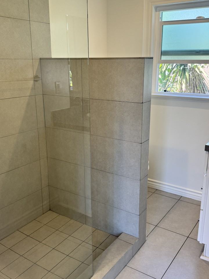 1131 N Vista St - Photo 5 of 10