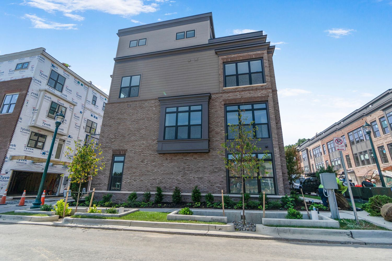 5353 Zenith Overlook #5353 - Photo 2 of 12