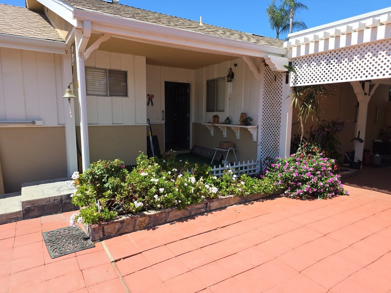 2493 Los Feliz Dr #NA - Photo 5 of 24