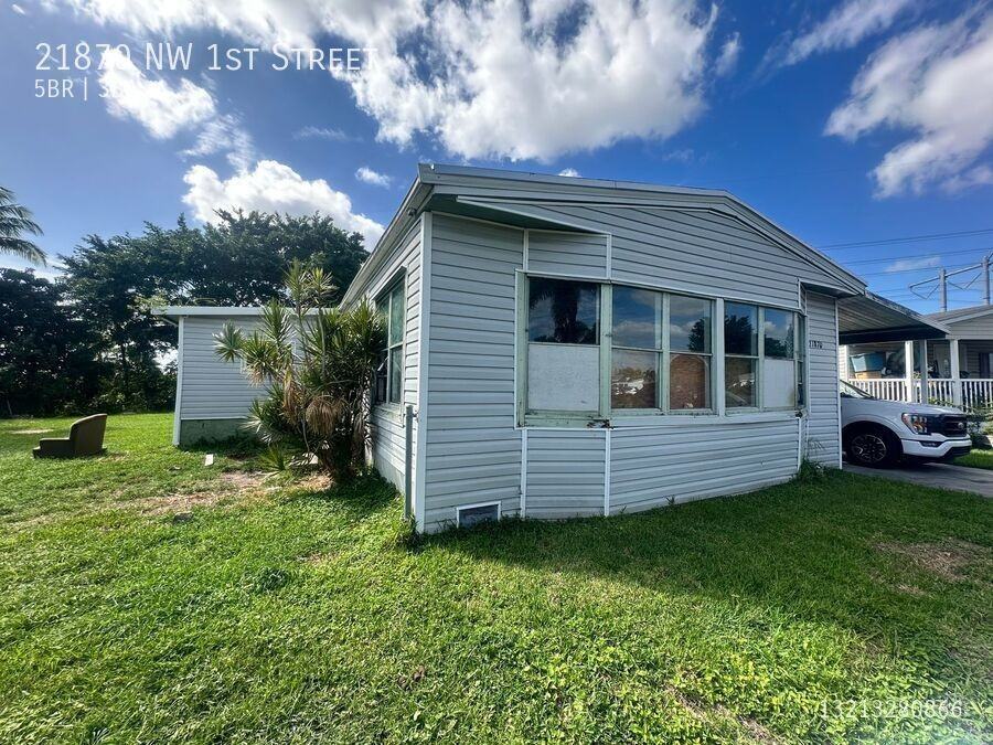 21870 Nw 1st St - Photo 2 of 9