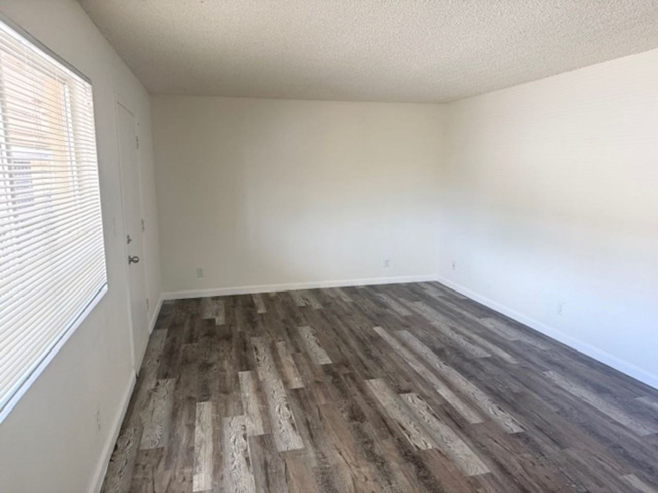 La Monte Apartments - Photo 4 of 20