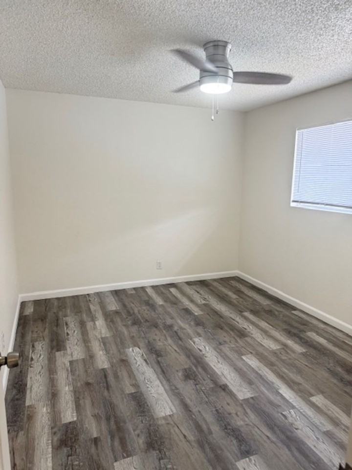 La Monte Apartments - Photo 7 of 20