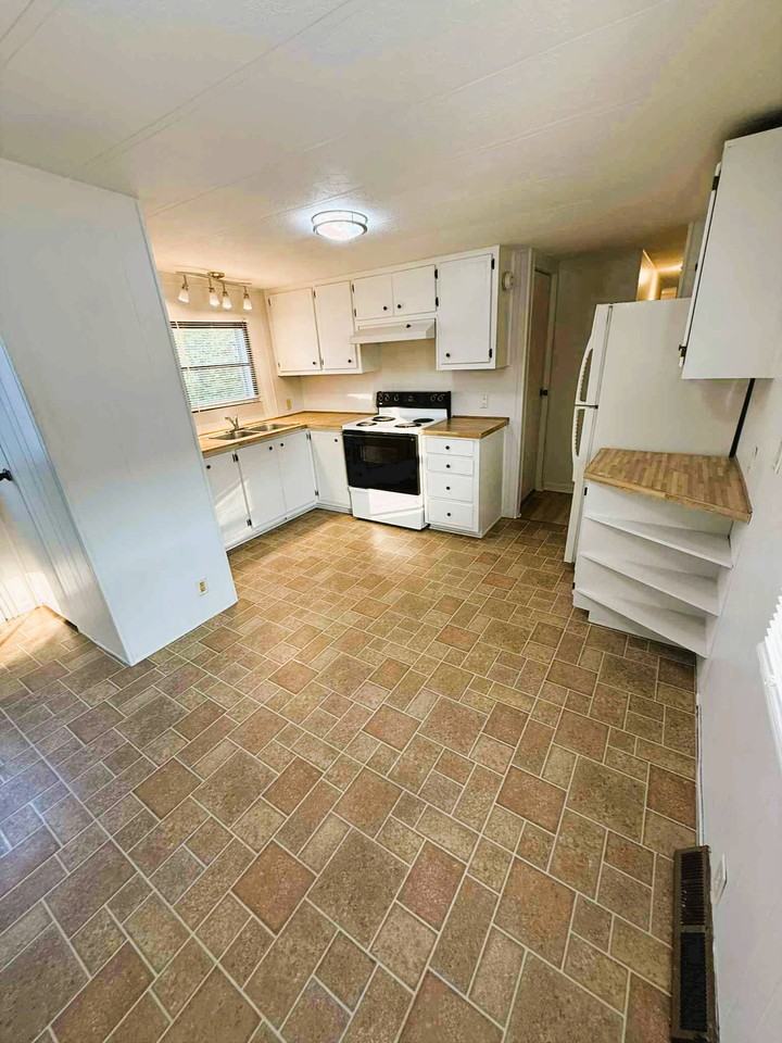 23459 Fir Ave #NA - Photo 2 of 13