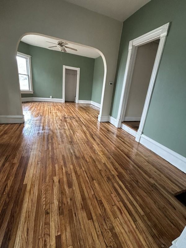 114 N Orient St - Photo 3 of 19