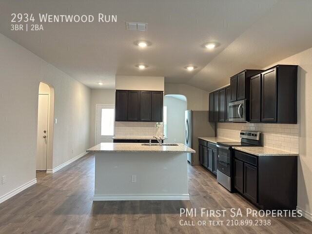 2934 Wentwood Run - Photo 2 of 13