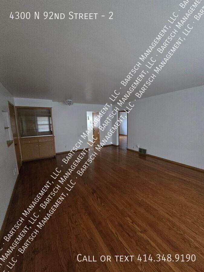 4300 N 92nd St #2 - Photo 2 of 10