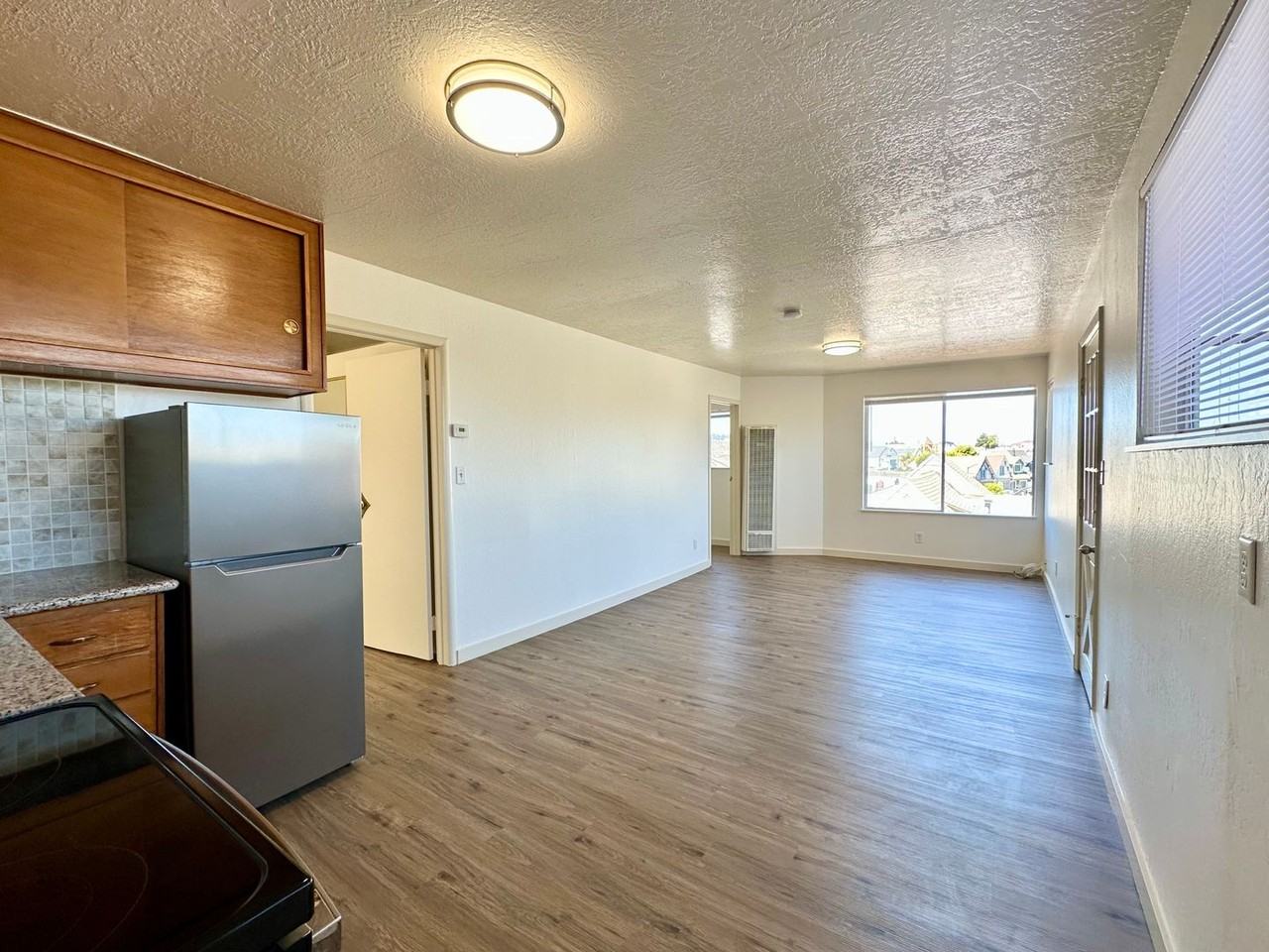 660 Precita Ave - Photo 2 of 26