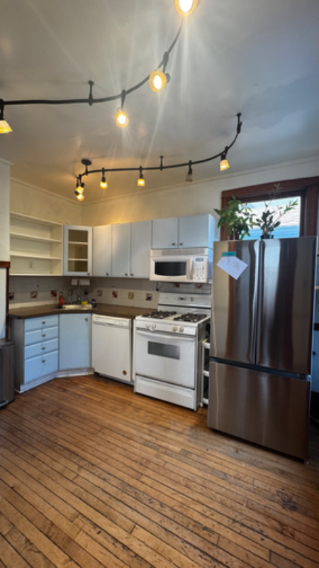 4129 N Ridgeway Ave - Photo 3 of 17