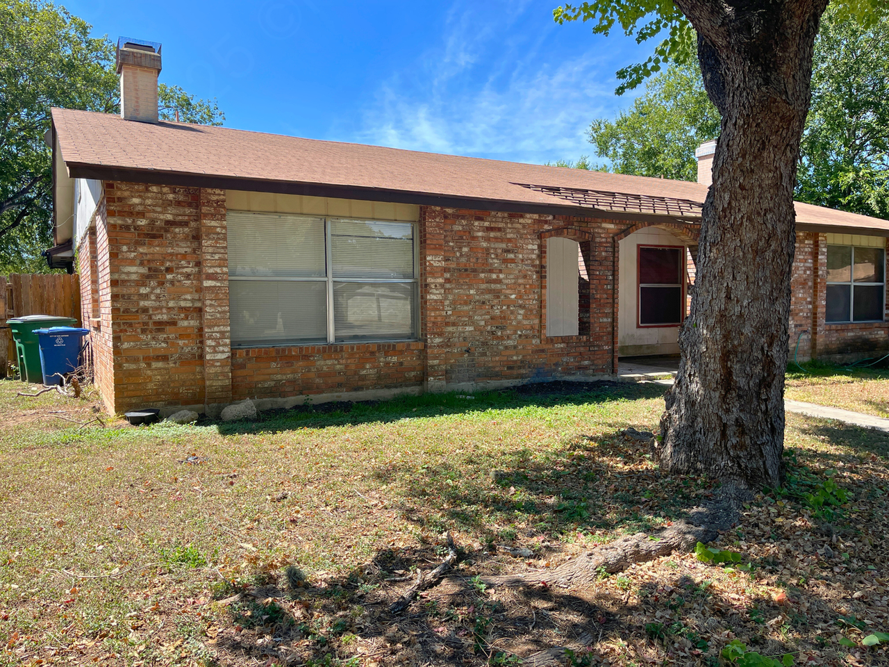 8024 Echo Wind Street - Photo 3 of 17