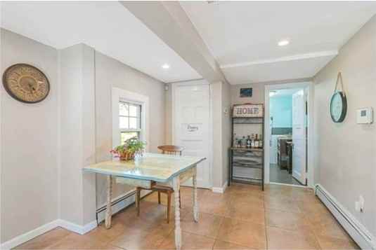 3 E Pond Ln - Photo 3 of 36