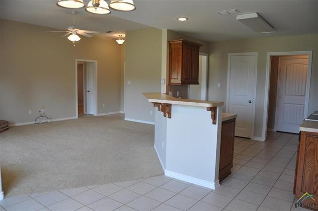 11181 Triple Crown Dr - Photo 3 of 15