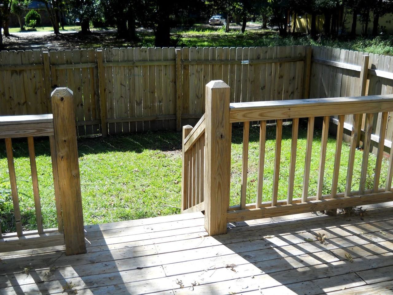 523 E 31st St - Photo 3 of 5