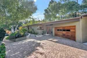 featured image of 15511 Woodcrest Dr