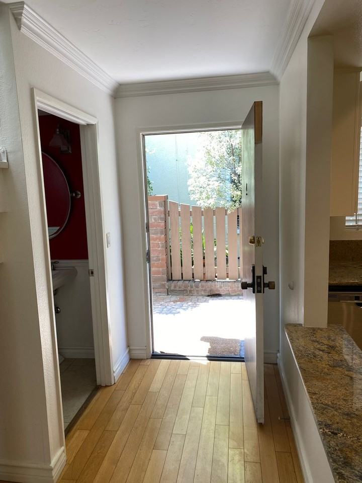 1234 12th St #4 - Photo 5 of 30