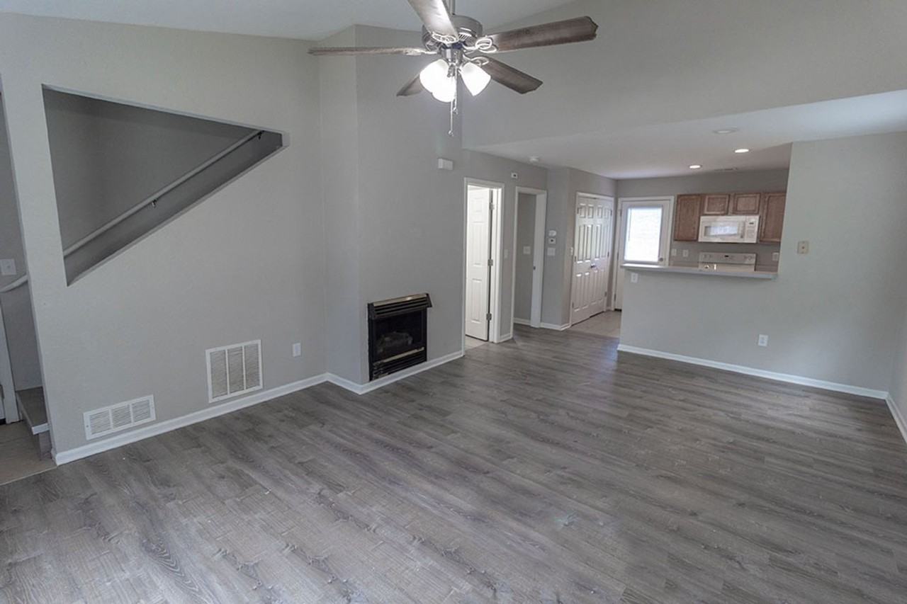 1330 Godas Dr - Photo 4 of 30