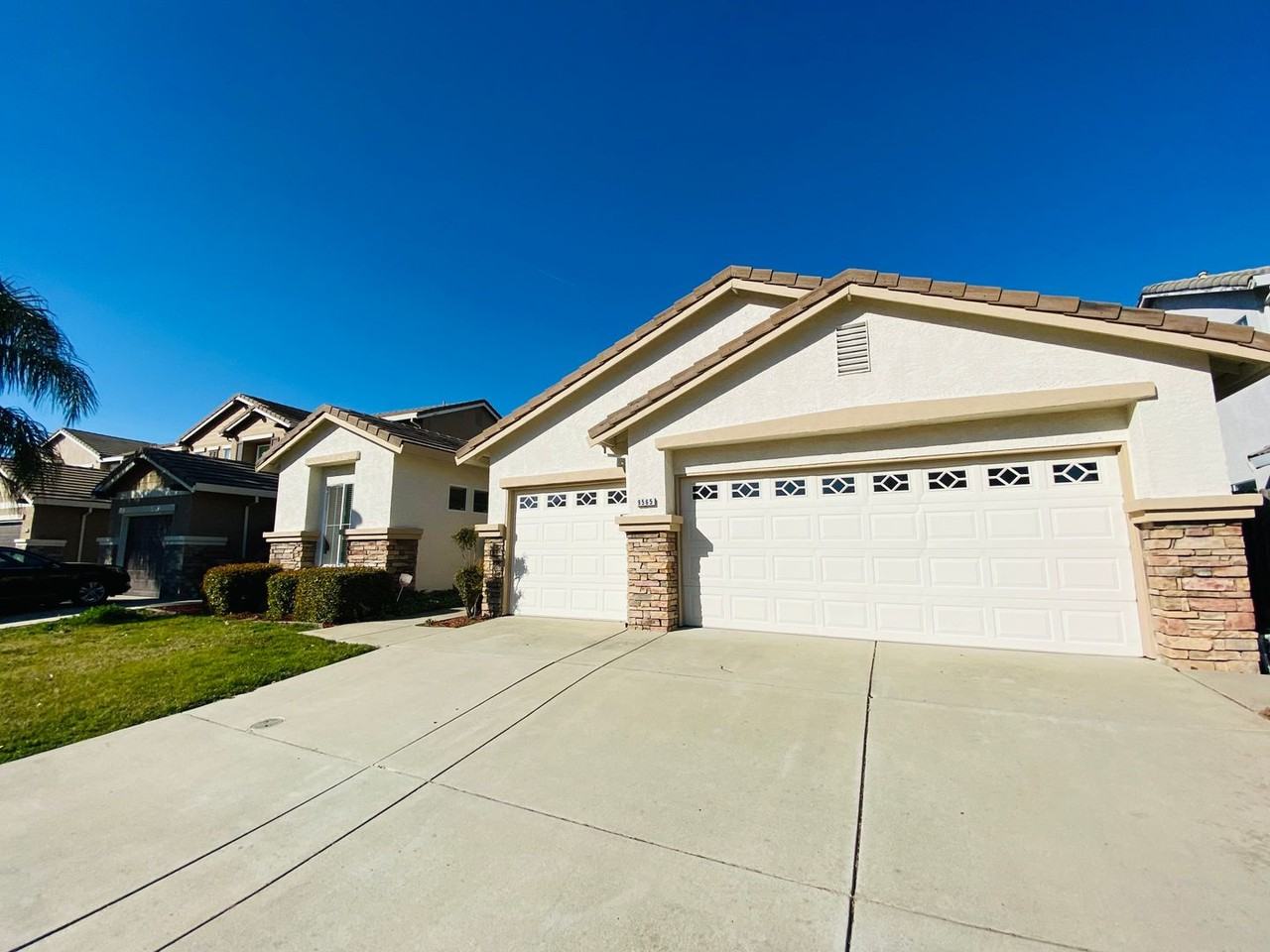 9565 Stone Springs Dr - Photo 3 of 29