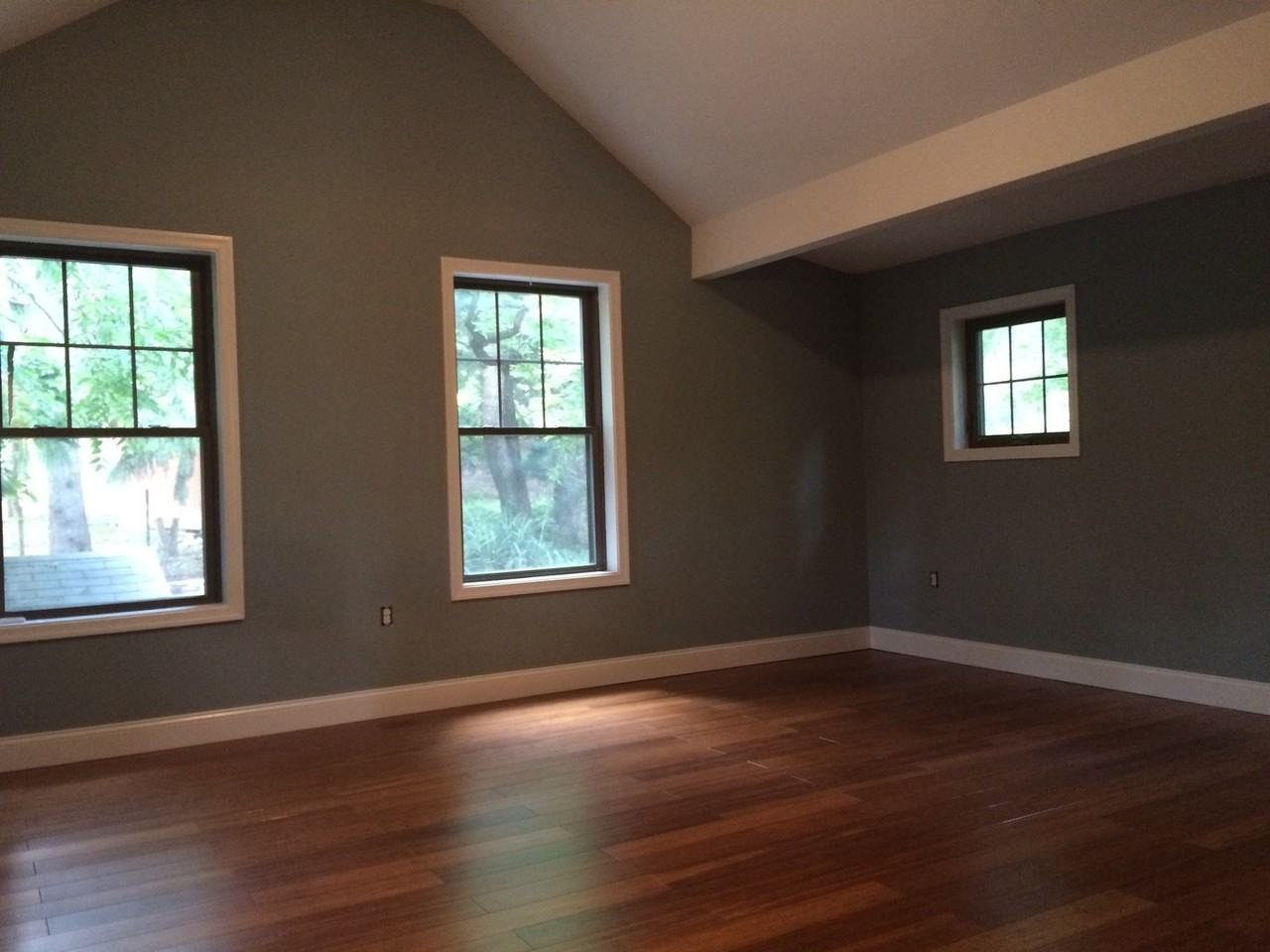 613 Raub St - Photo 3 of 10