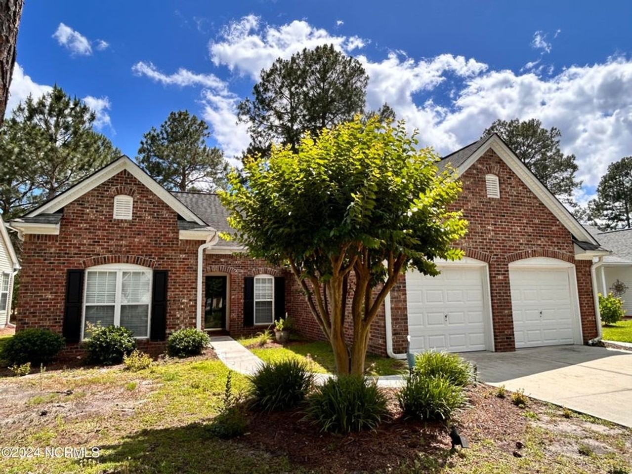 843 Sandpiper Bay Dr Sw - Photo 2 of 24