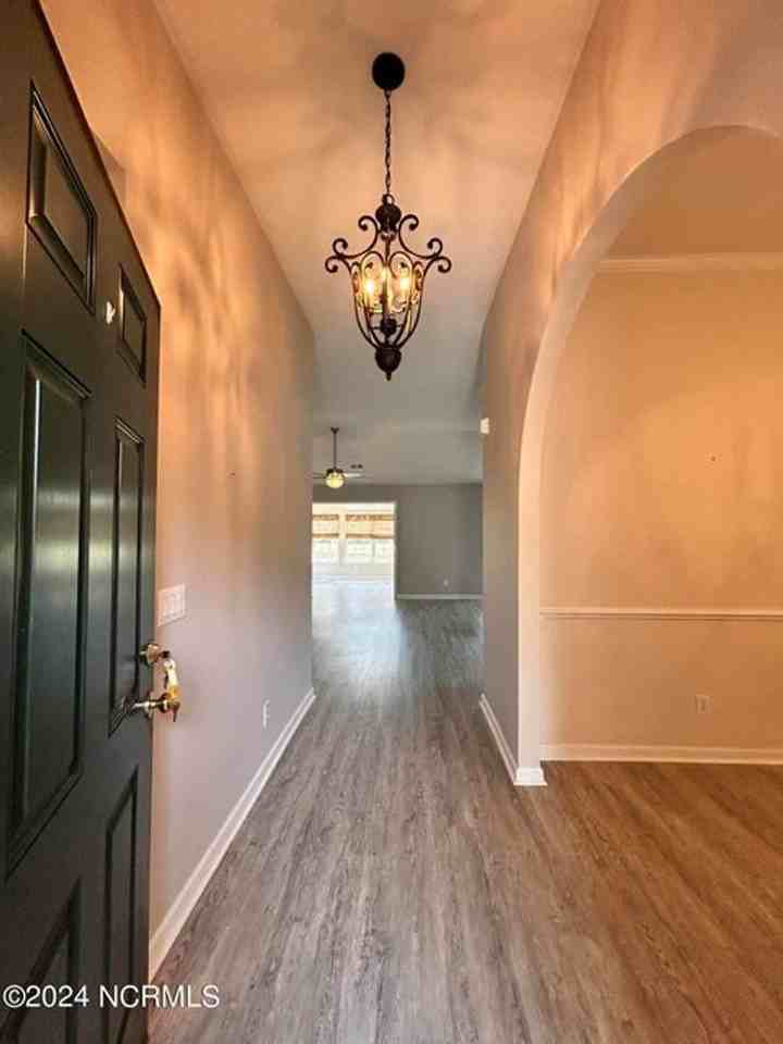 843 Sandpiper Bay Dr Sw - Photo 4 of 24