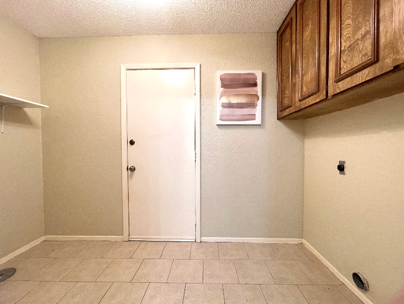 922 Terry Trl - Photo 7 of 20