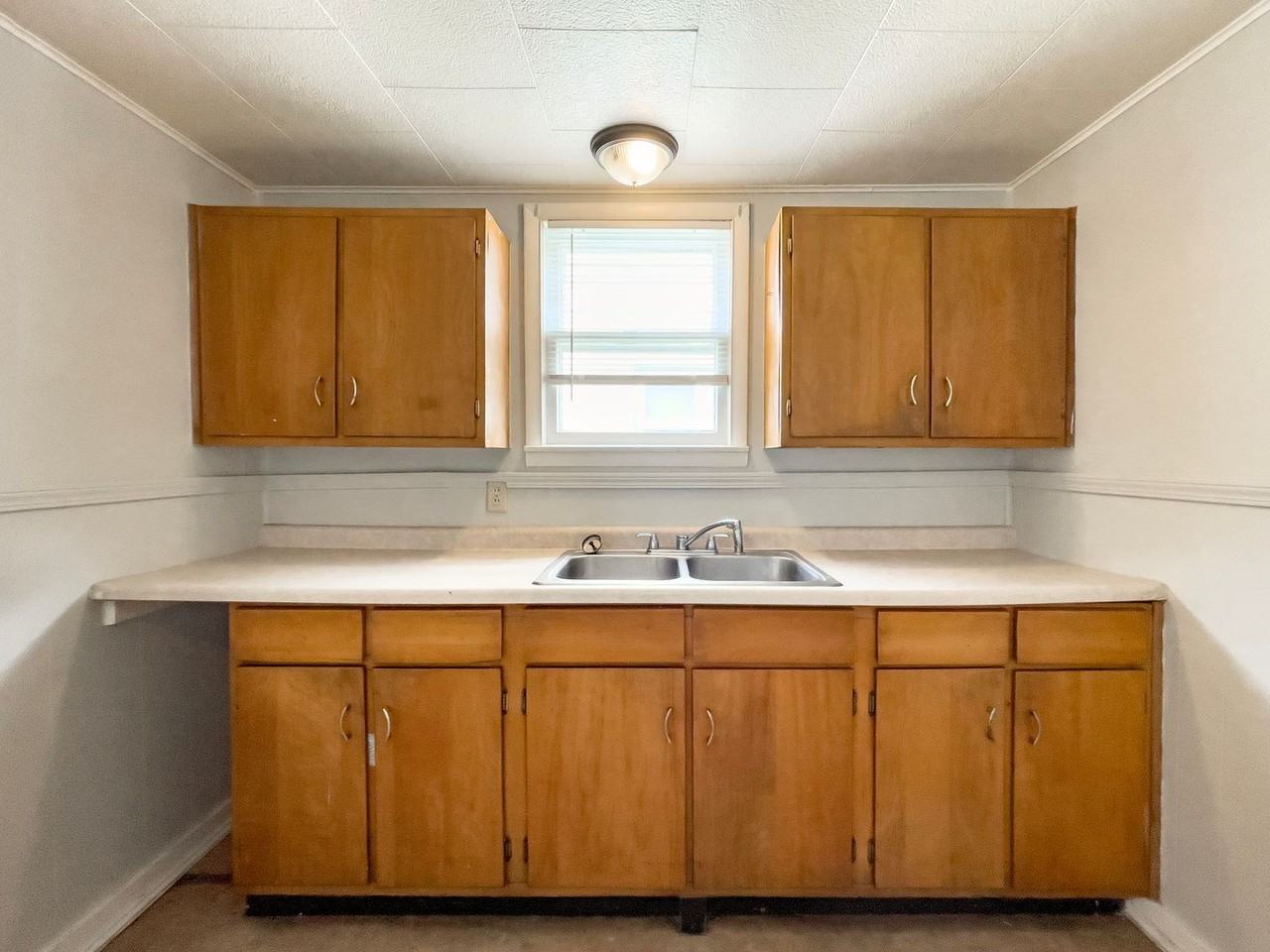 2217 South Jefferson Street - Photo 2 of 35