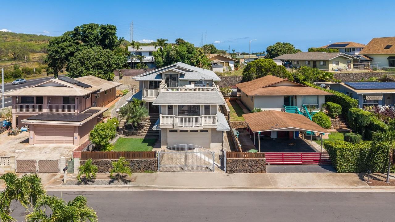 92-391 Waiomea St - Photo 2 of 33