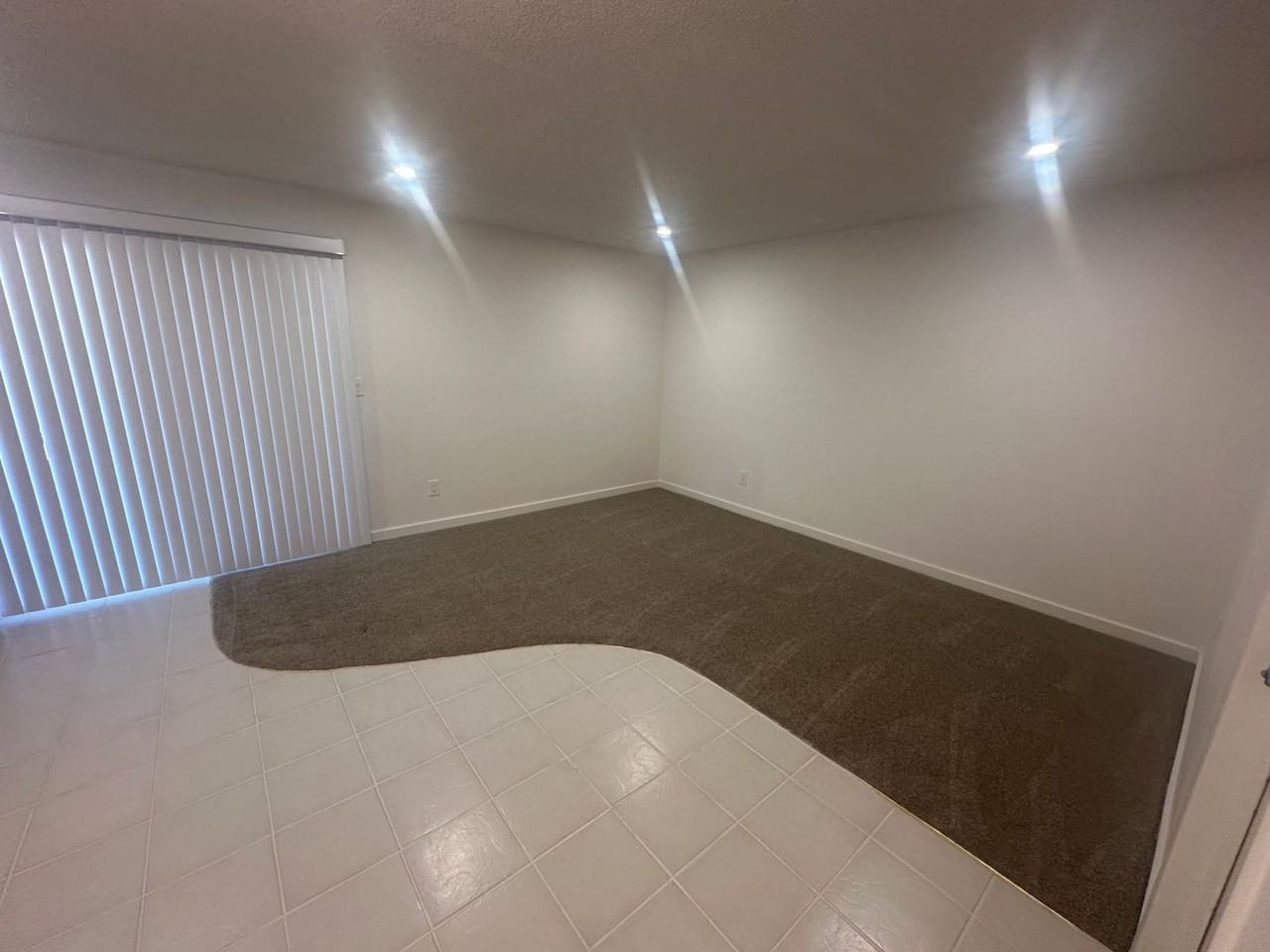 1521 Cabrillo Ct - Photo 2 of 9