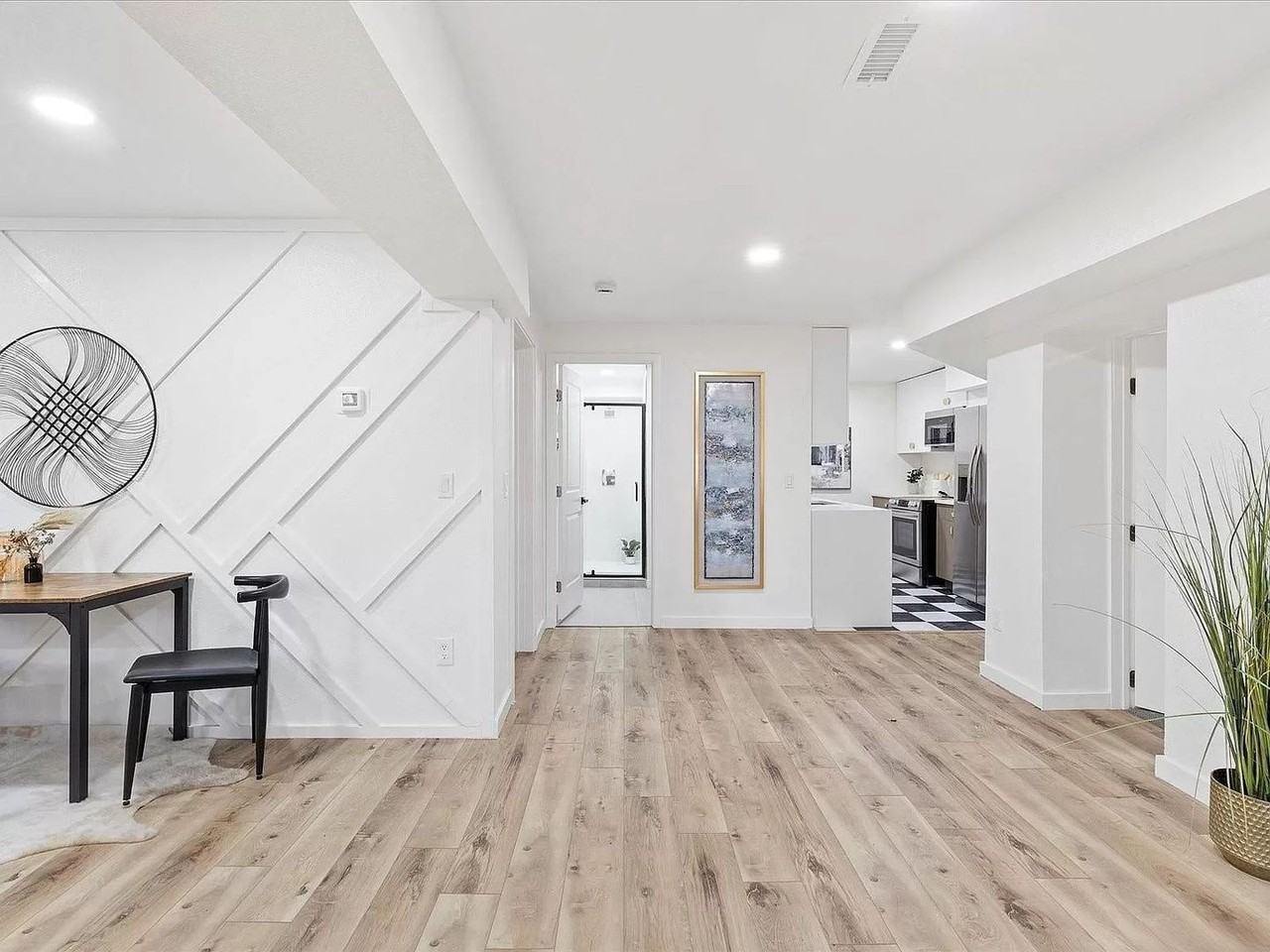 2400 E 13th Ave - Photo 4 of 22