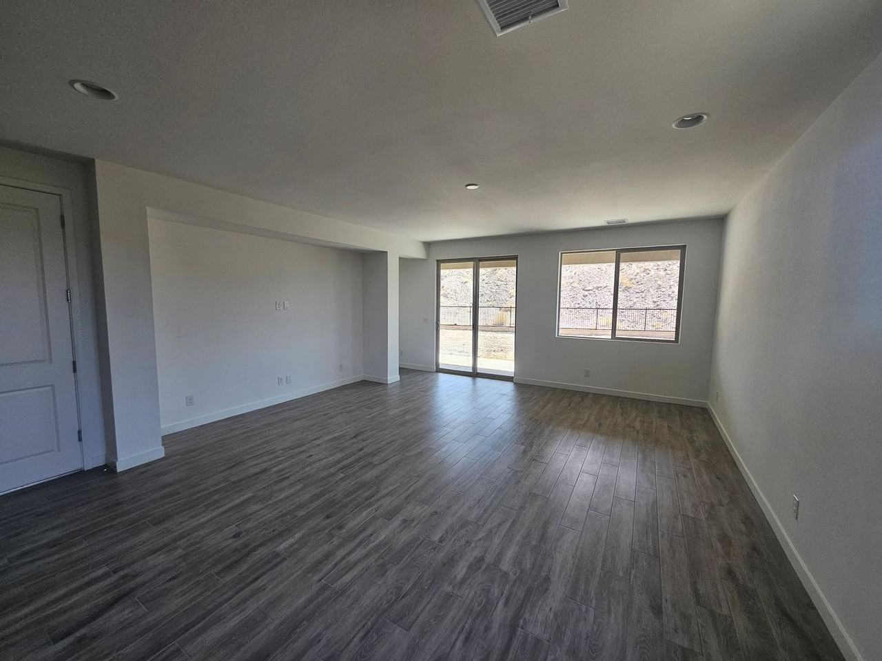 1410 Dutchman Trail - Photo 2 of 19