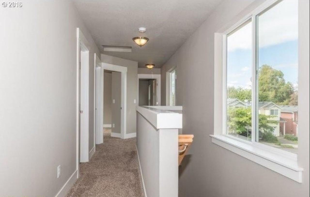 9034 N Drummond Ave - Photo 4 of 14