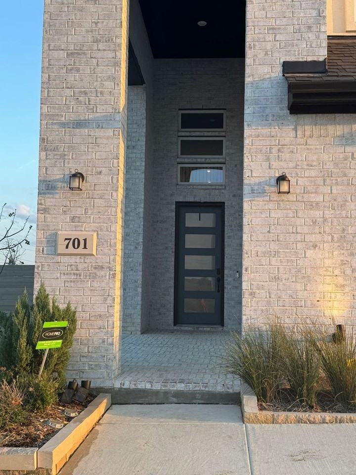 701 Harmony Trl - Photo 3 of 37