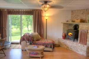 featured image of 201 Farview Rd #4